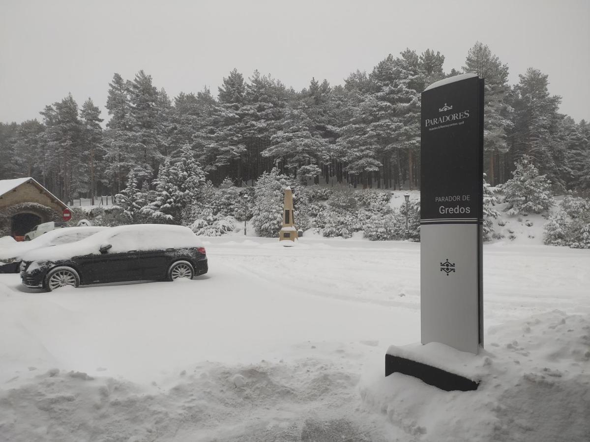 נאבארדונדה דה גרדוס Parador De Gredos מראה חיצוני תמונה