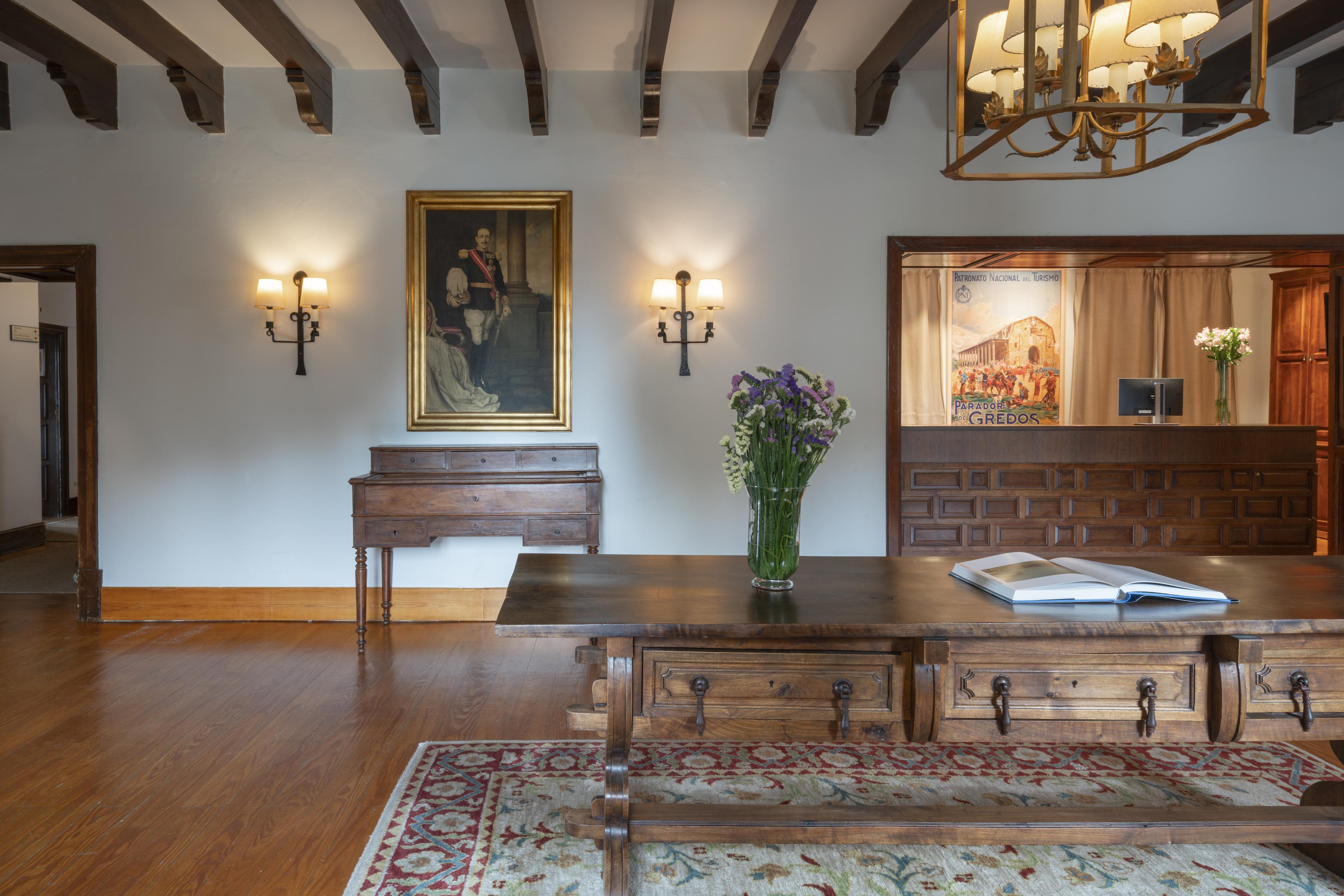 נאבארדונדה דה גרדוס Parador De Gredos מראה חיצוני תמונה