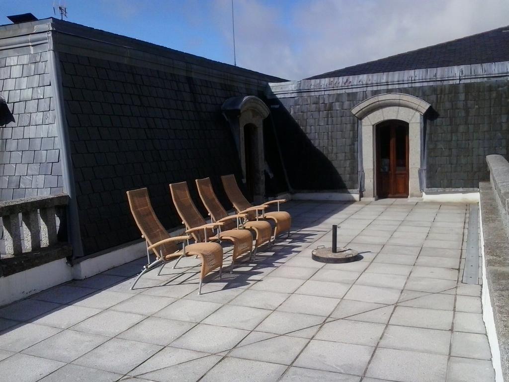 נאבארדונדה דה גרדוס Parador De Gredos מראה חיצוני תמונה